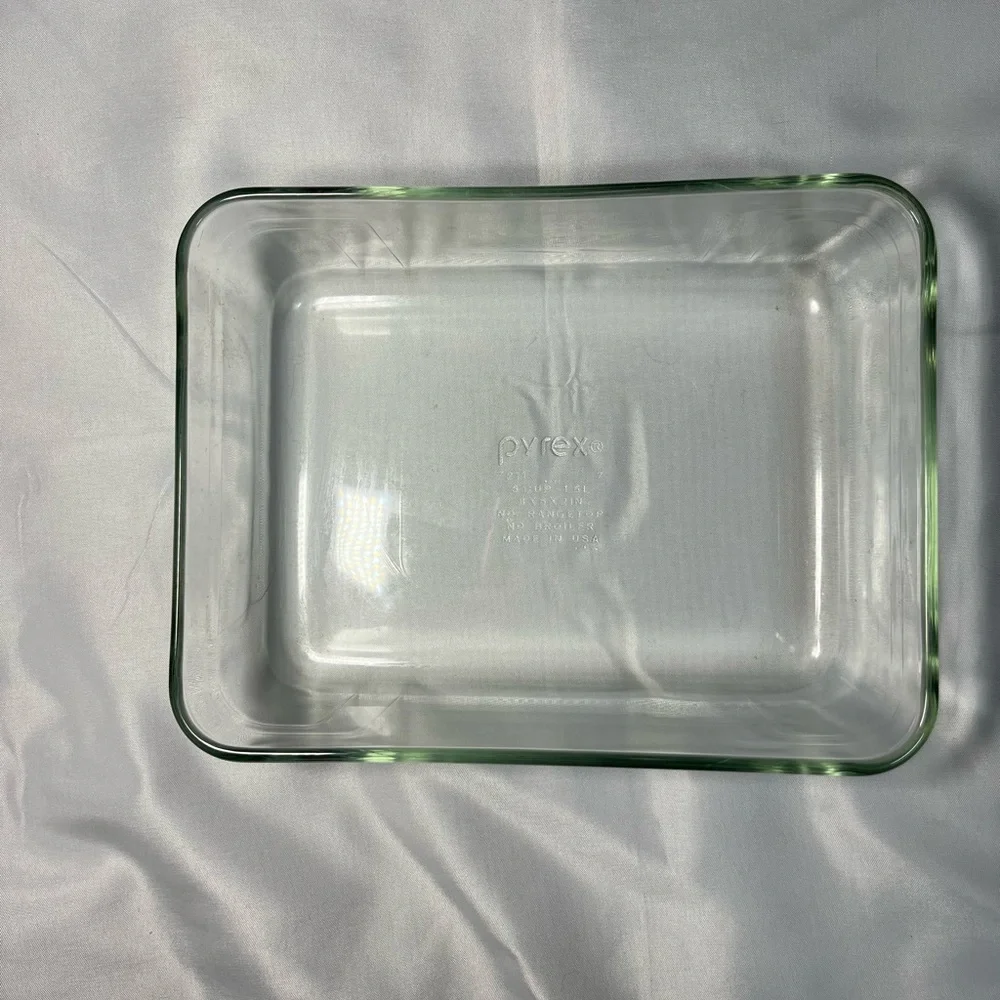 Vintage Pyrex 7211 6 Cup 1.5 L 8 x 6 x 2‎ In Glass Rectangle Baking Dish USA